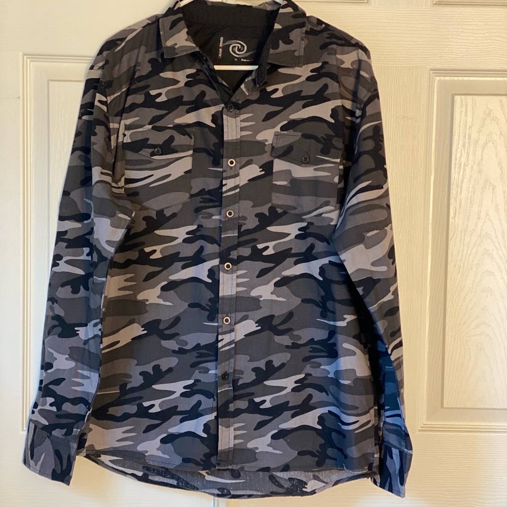 Long sleeve, Army print collar Mens dress shirt
